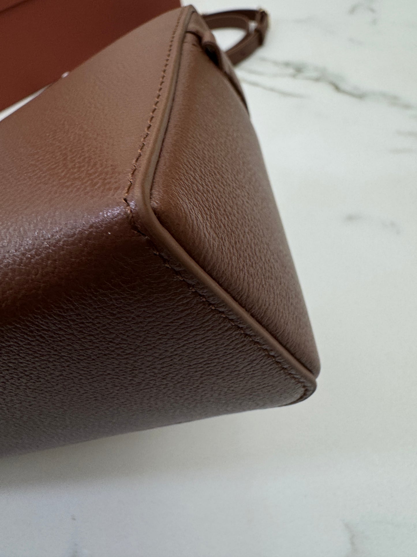 LORO PIANA Extra Bag 23 焦糖棕色