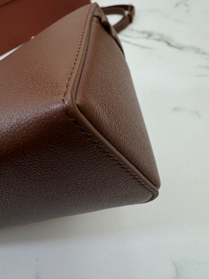 LORO PIANA Extra Bag 23 焦糖棕色