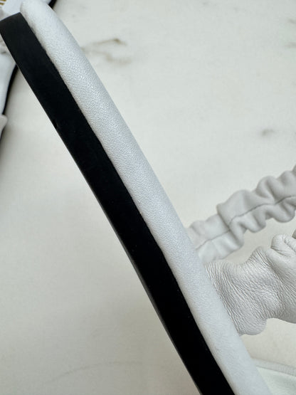 MIU MIU 兩穿魚嘴涼鞋 白色