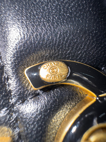 CHANEL woc 24A 琺瑯調節扣 羊皮 黑