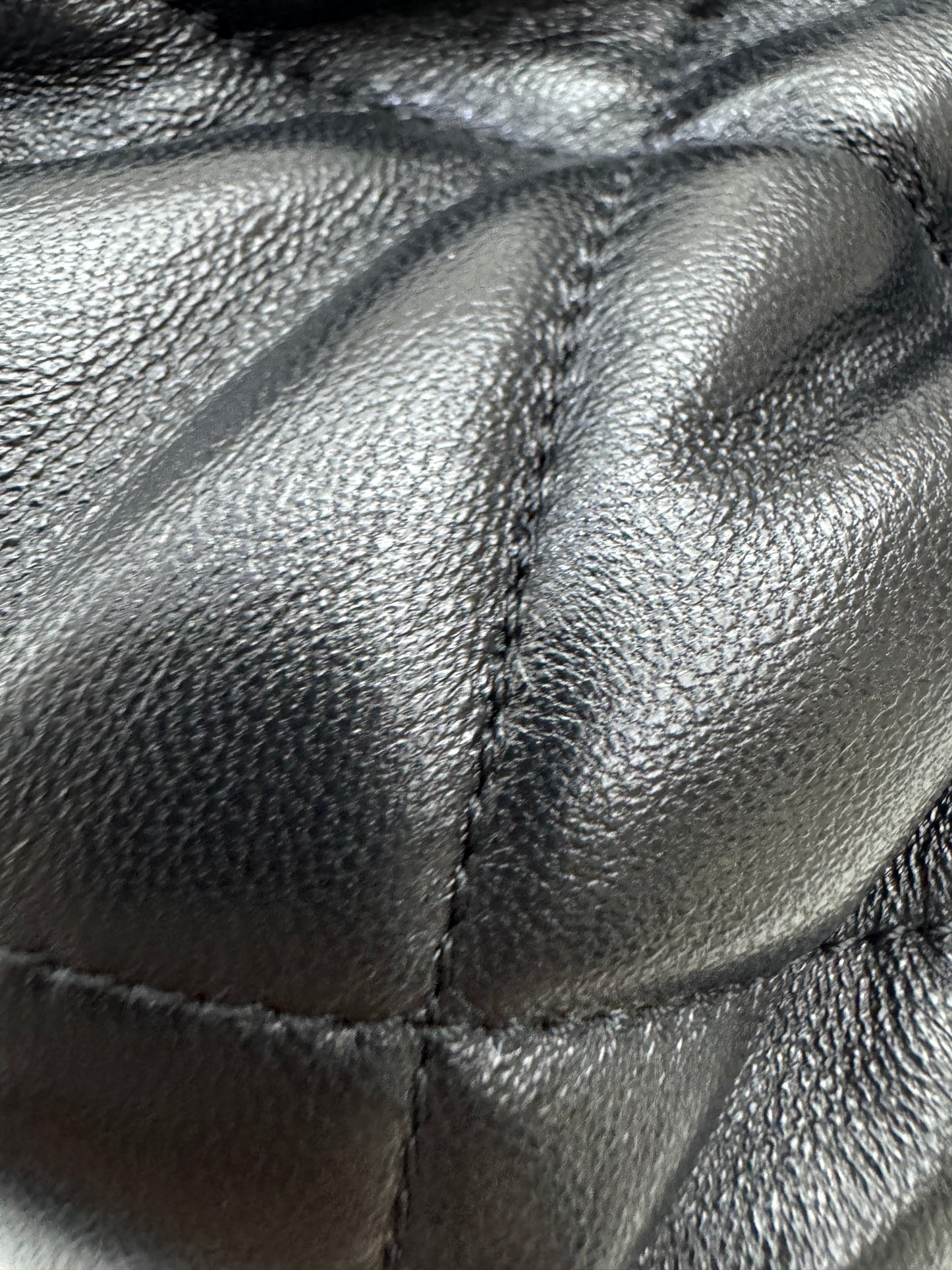 CHANEL 25K Mini 蝴蝶結包 綿羊皮