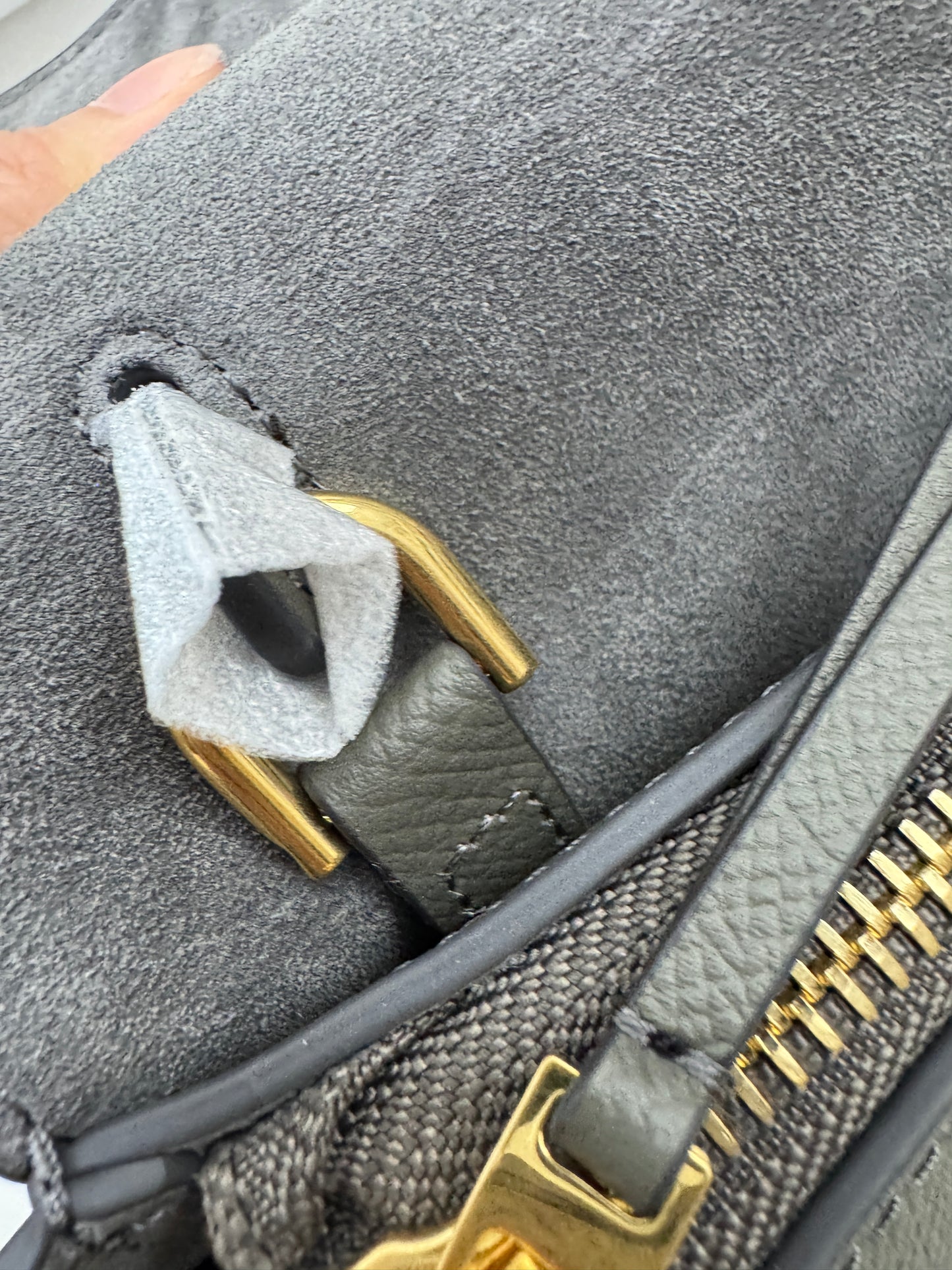 CELINE Belt Bag Nano 深灰色