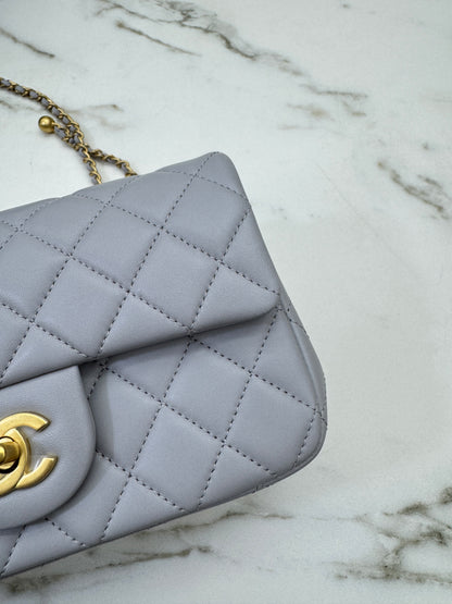 CHANEL Mini CF20 金球 淺灰色