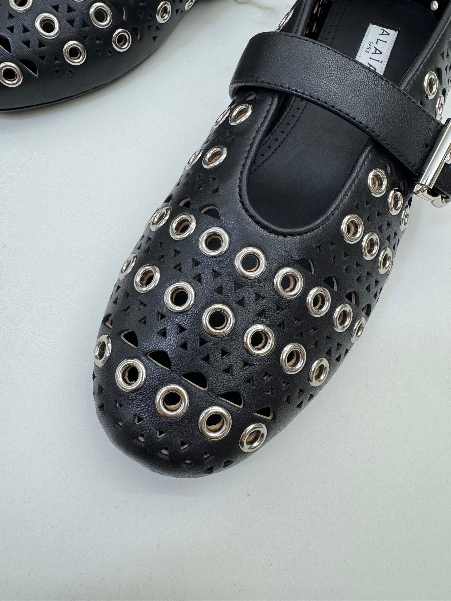 ALAIA 柳釘芭蕾舞鞋