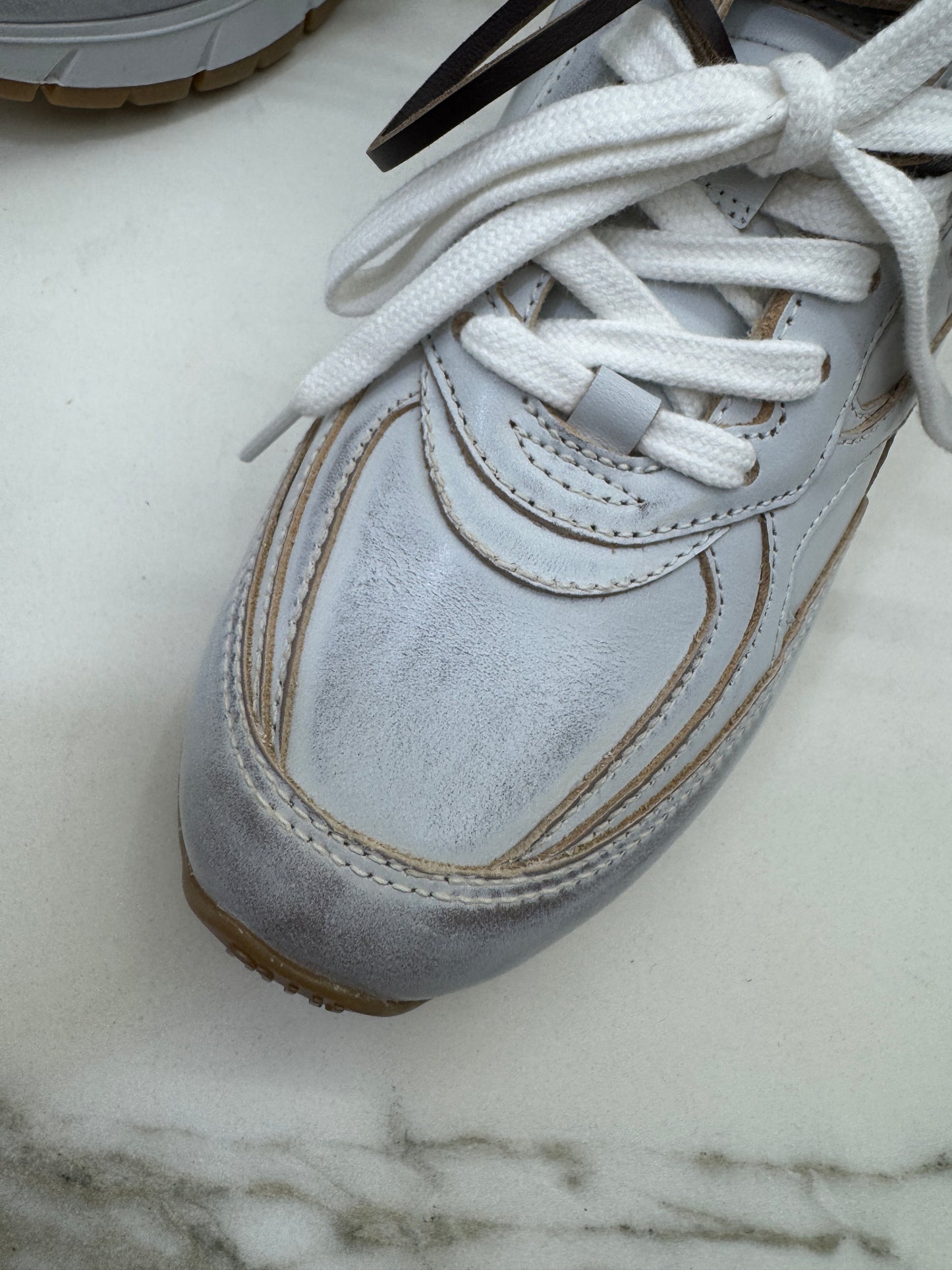 MIU MIU X NB 25年版 做舊老爹鞋￼