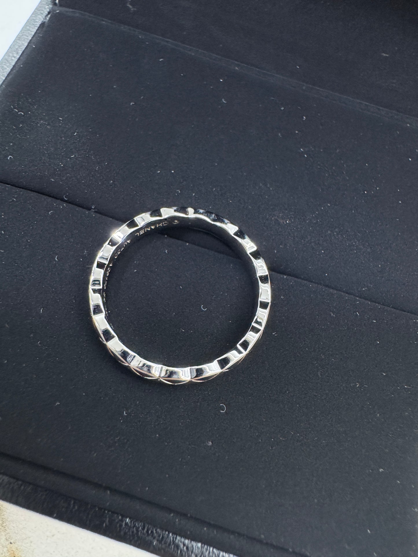 CHANEL Coco Crush Mini戒指 白金色