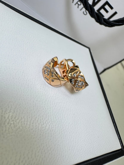 CHANEL Coco Crush 碎鑽耳環 玫瑰金