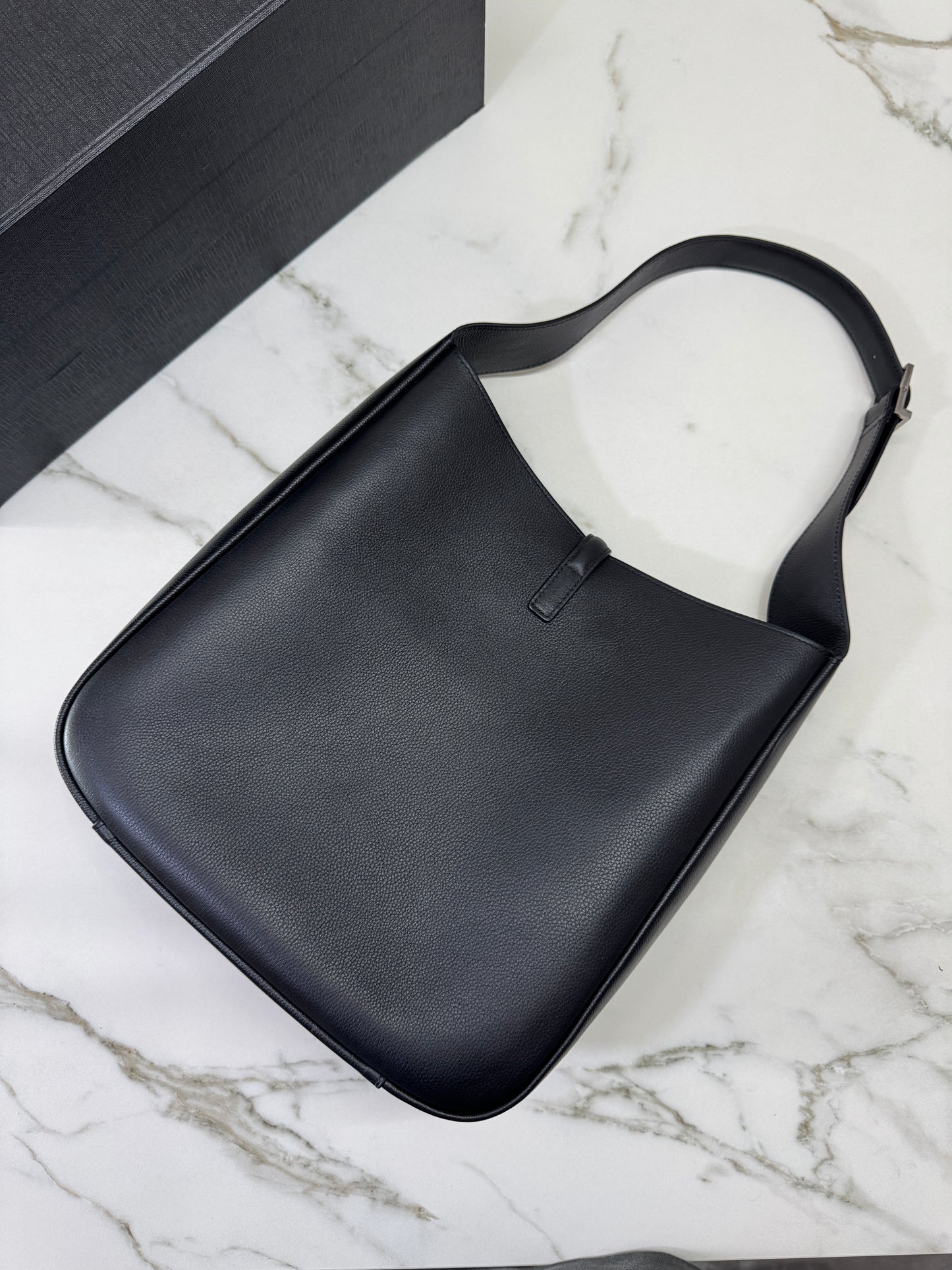 YSL LE 5 A 7 Hobo 黑銀 Large