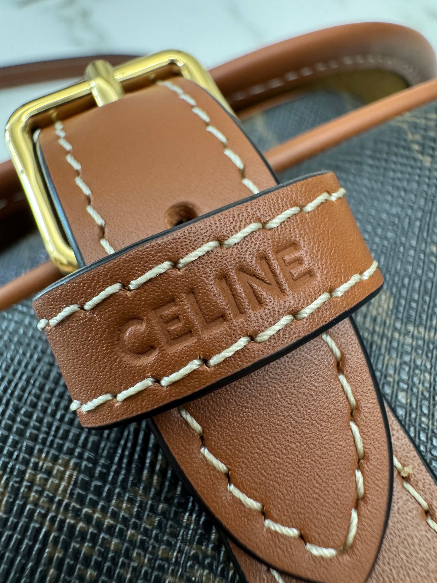 CELINE Folco 馬鞍包 深色老花