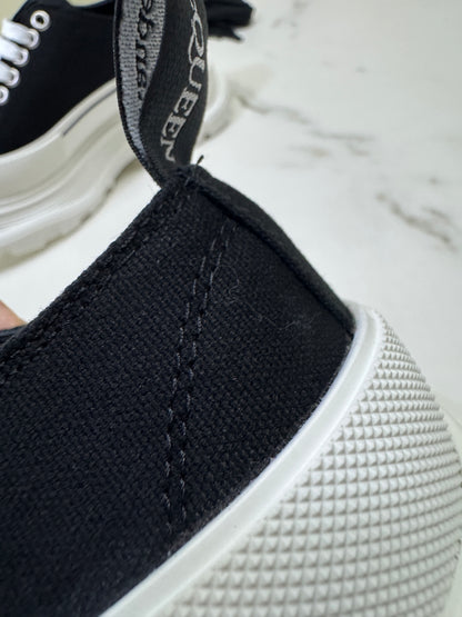 McQUEEN Tread Slick Canvas