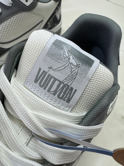 LV Trainer 25年灰牛仔