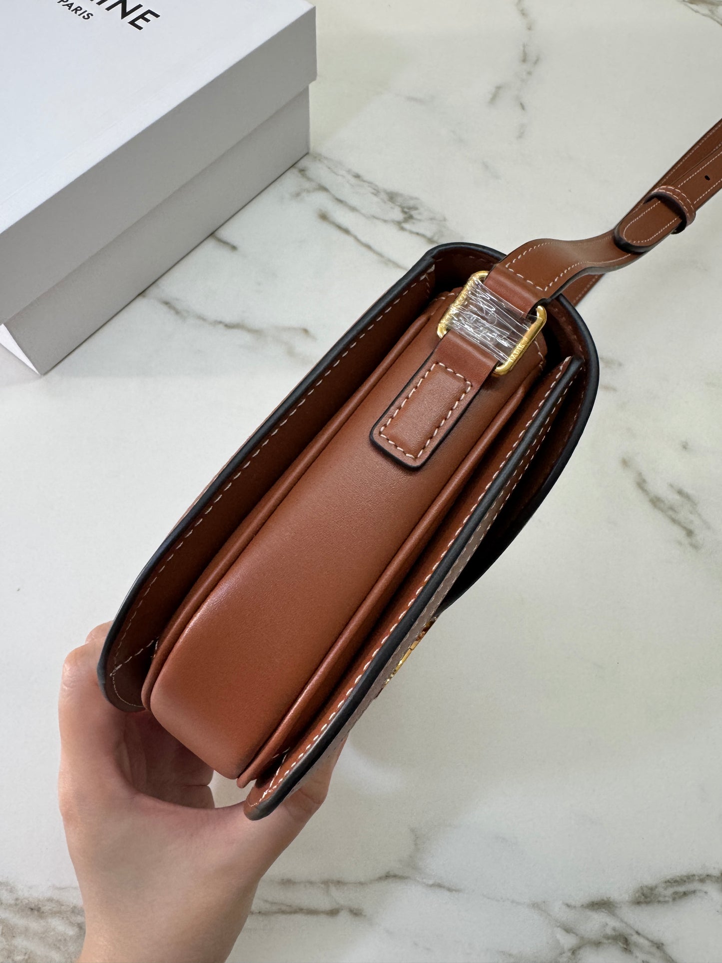 CELINE Triomphe Besace 凱旋門馬鞍包 老花Canvas