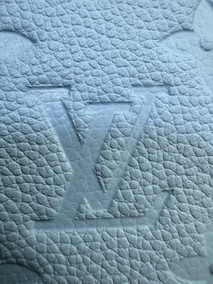 LV L型小錢包 粉藍色全皮壓花 M27669