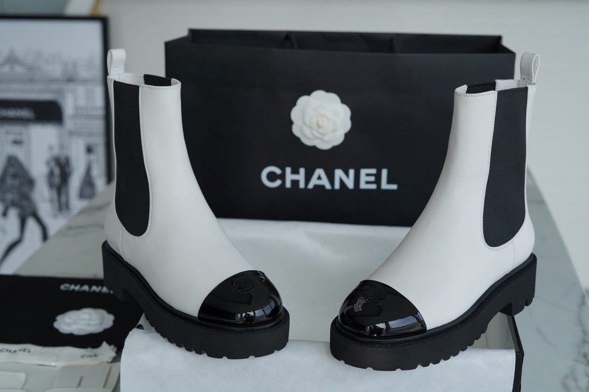 CHANEL 厚底切爾西 Chelsea Boots￼黑白拼色 22c