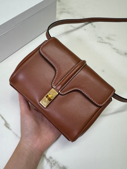 CELINE Mini Soft 16 棕色