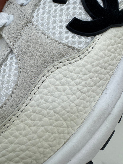 CHANEL 熊貓運動鞋