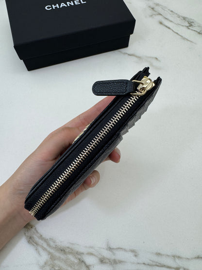 CHANEL 雕刻扣L型拉鏈小錢包