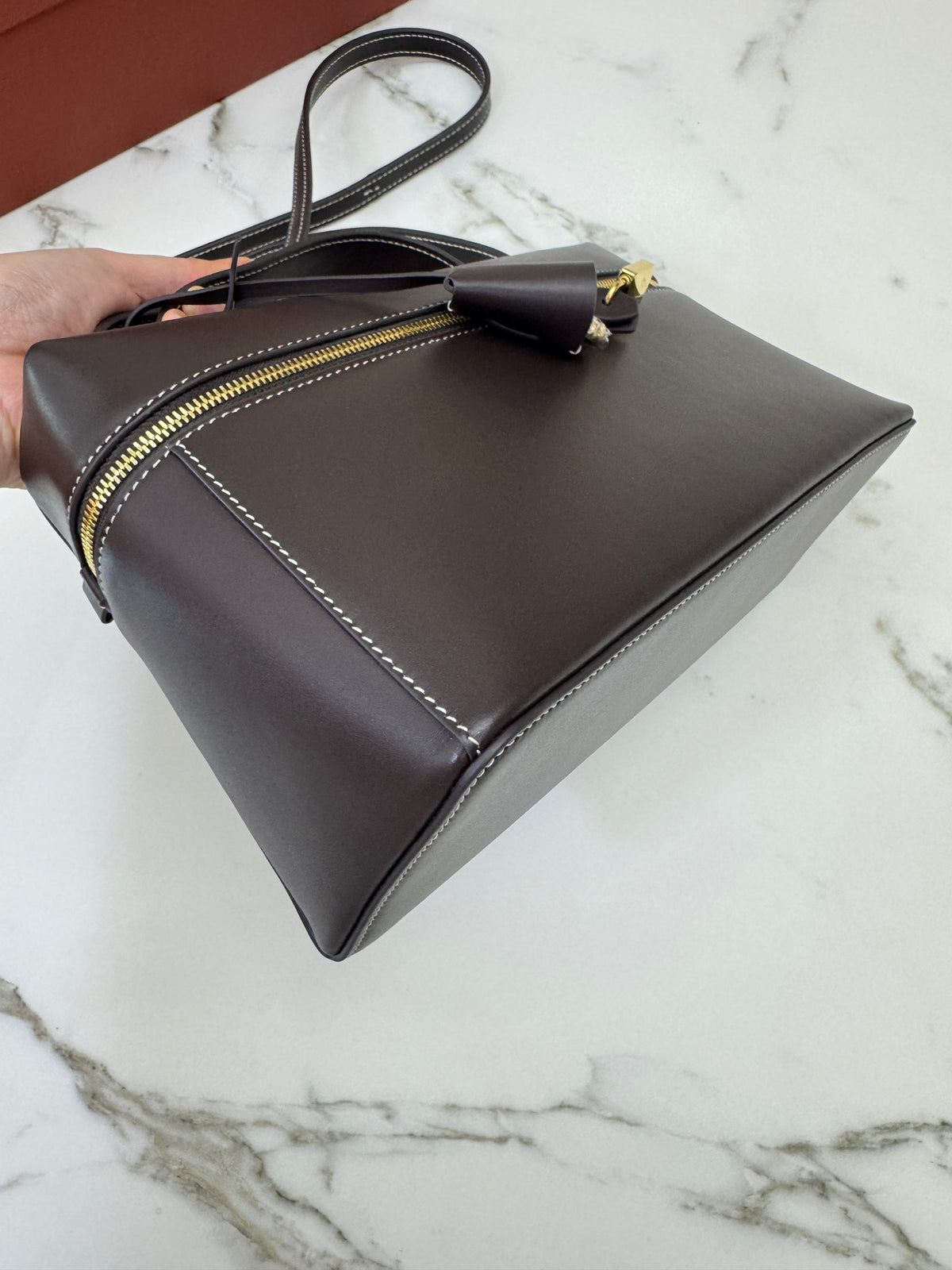 LORO PIANA Extra Bag 27 Dark Chocolate
