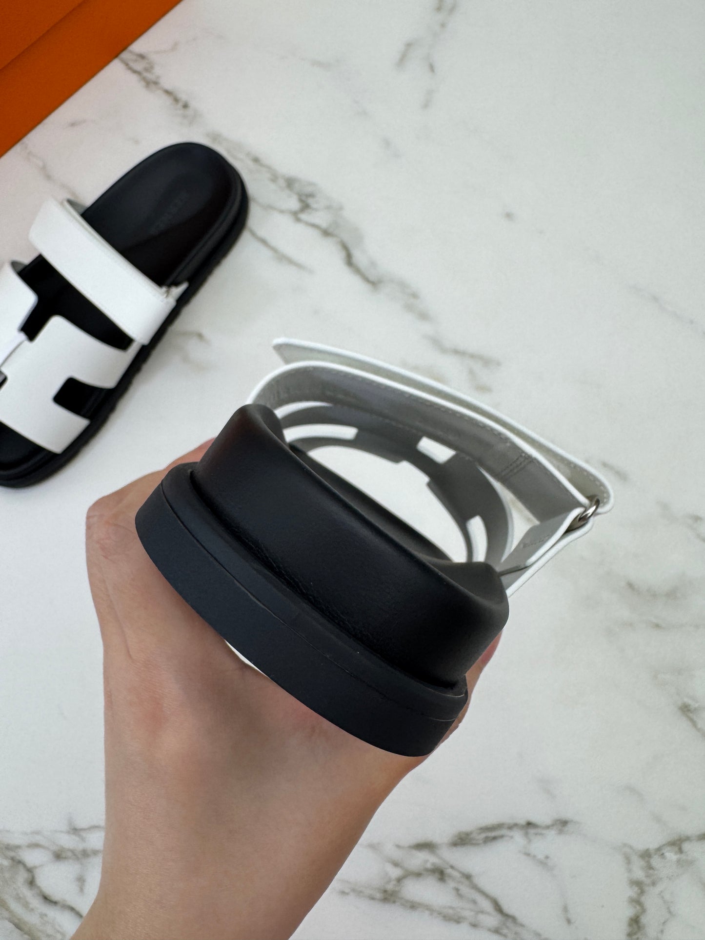 HERMES Chypre 二舅拖 白色