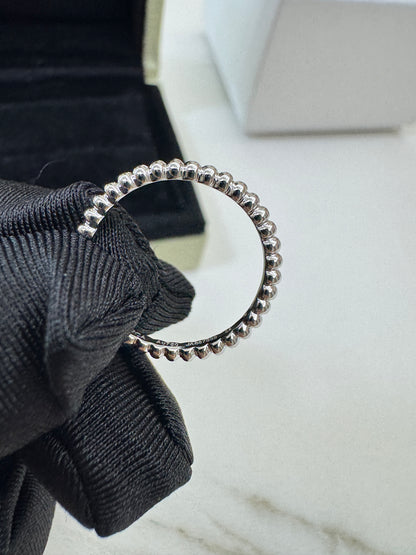VCA Perlee Ring