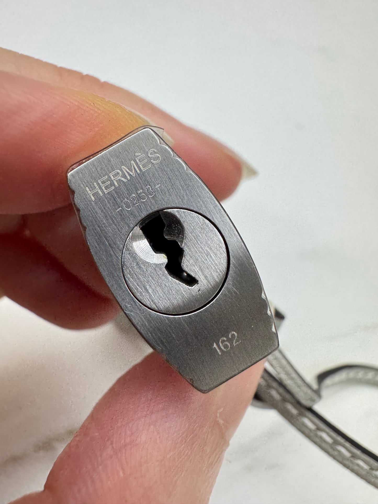 HERMES Birkin 30 SO 珍珠灰拼奶昔白山羊皮 拉絲銀扣 Chevre Mysore Gris Pearl x Craie