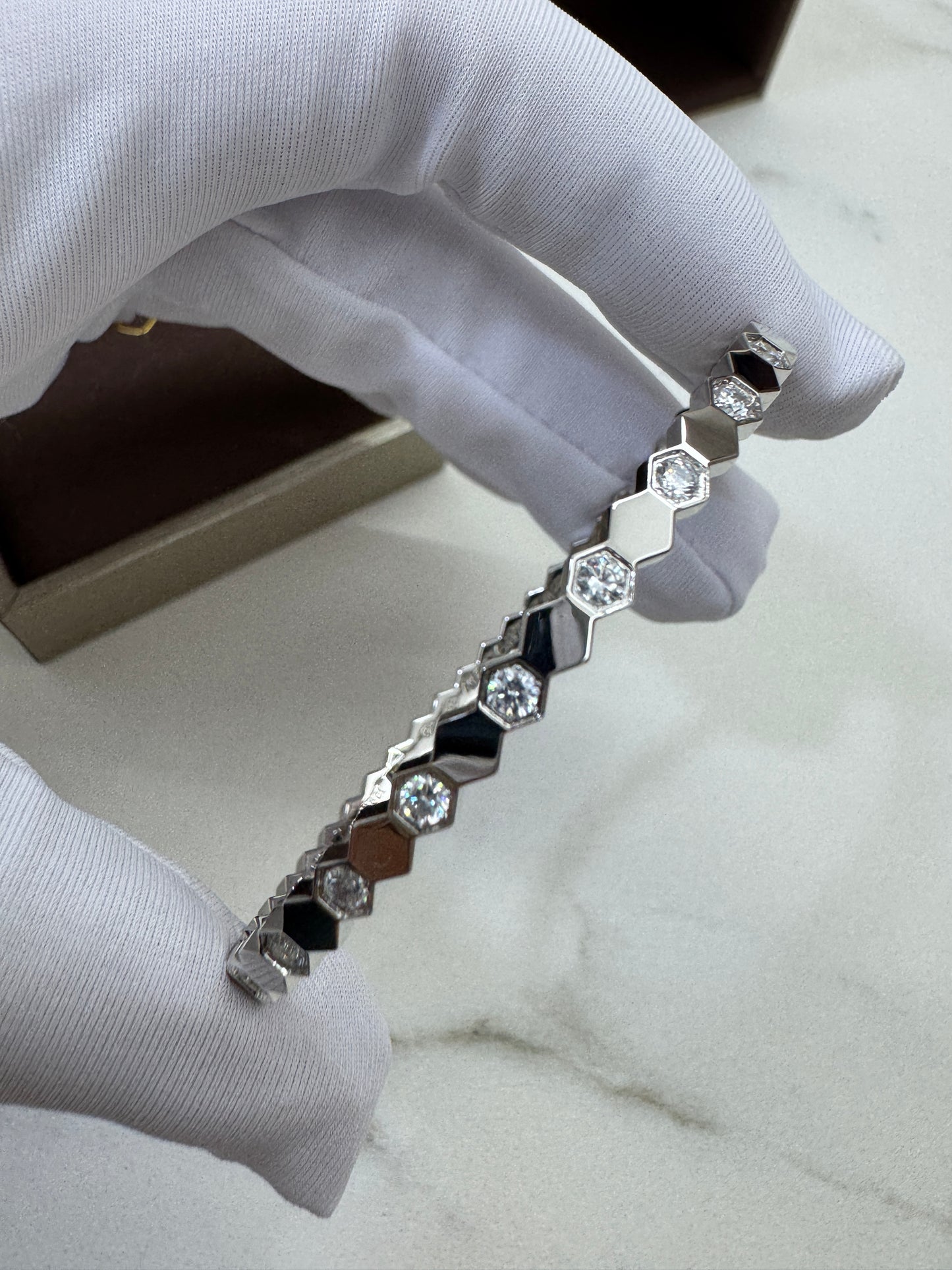 CHAUMET Bee My Love 半鑽白金色手鐲