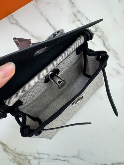 HERMES Mini Herbag 熊貓黑扣