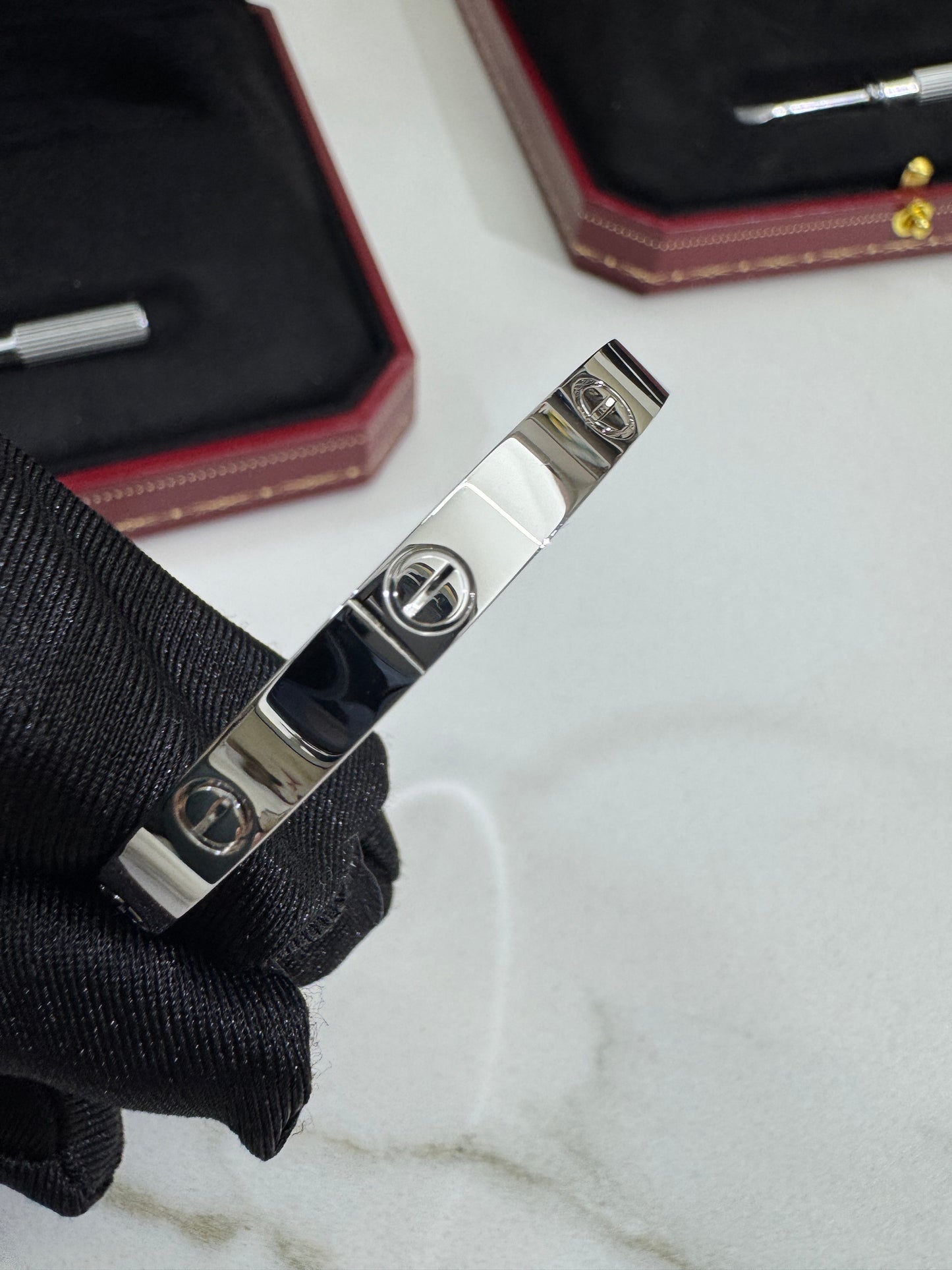 CARTIER Love Bracelet Medium