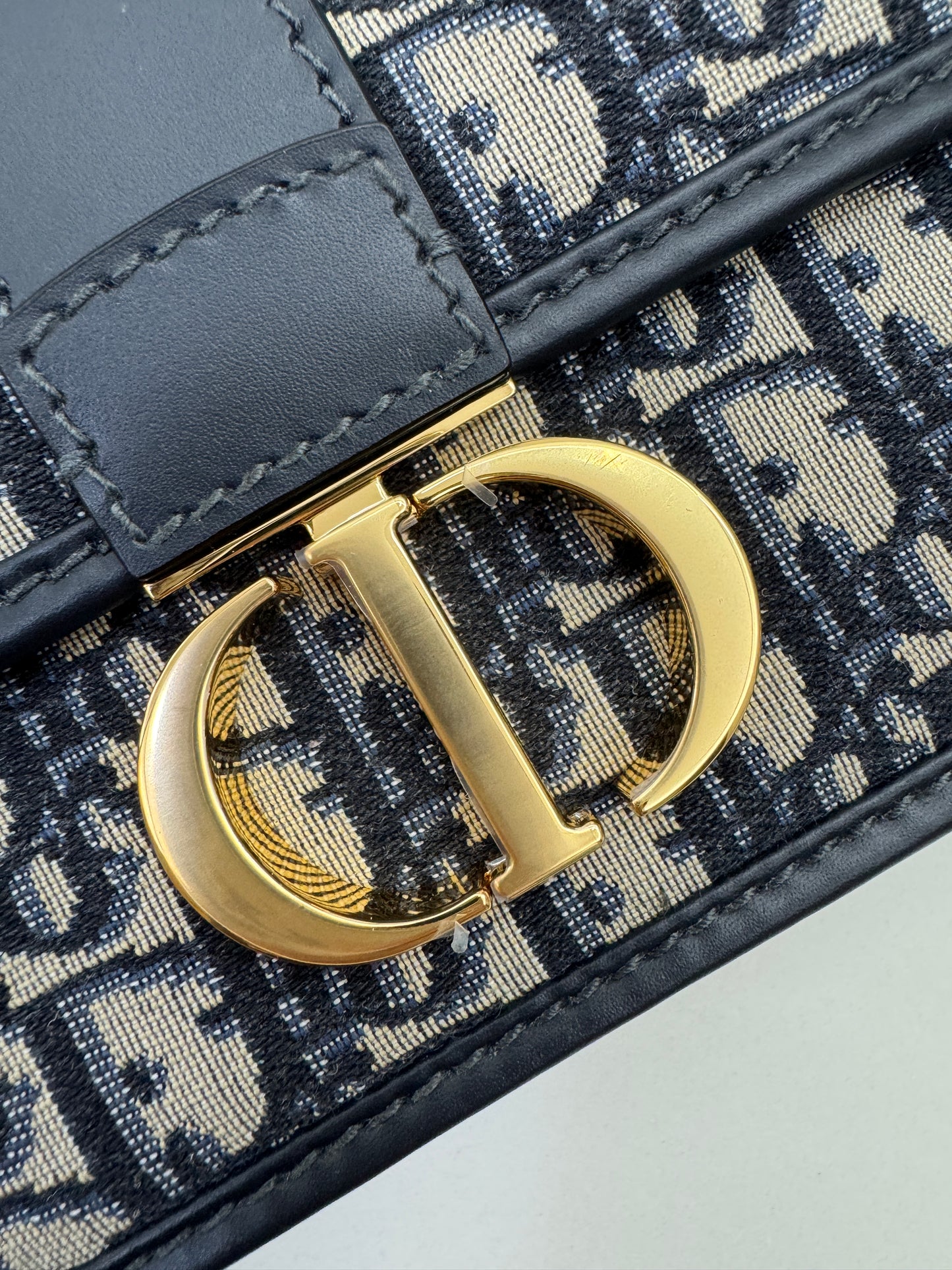DIOR 30 Montaigne Small Blue Oblique
