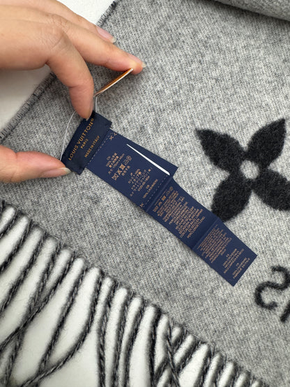 LV Reykjavik Scarf 100% Cashmere Black