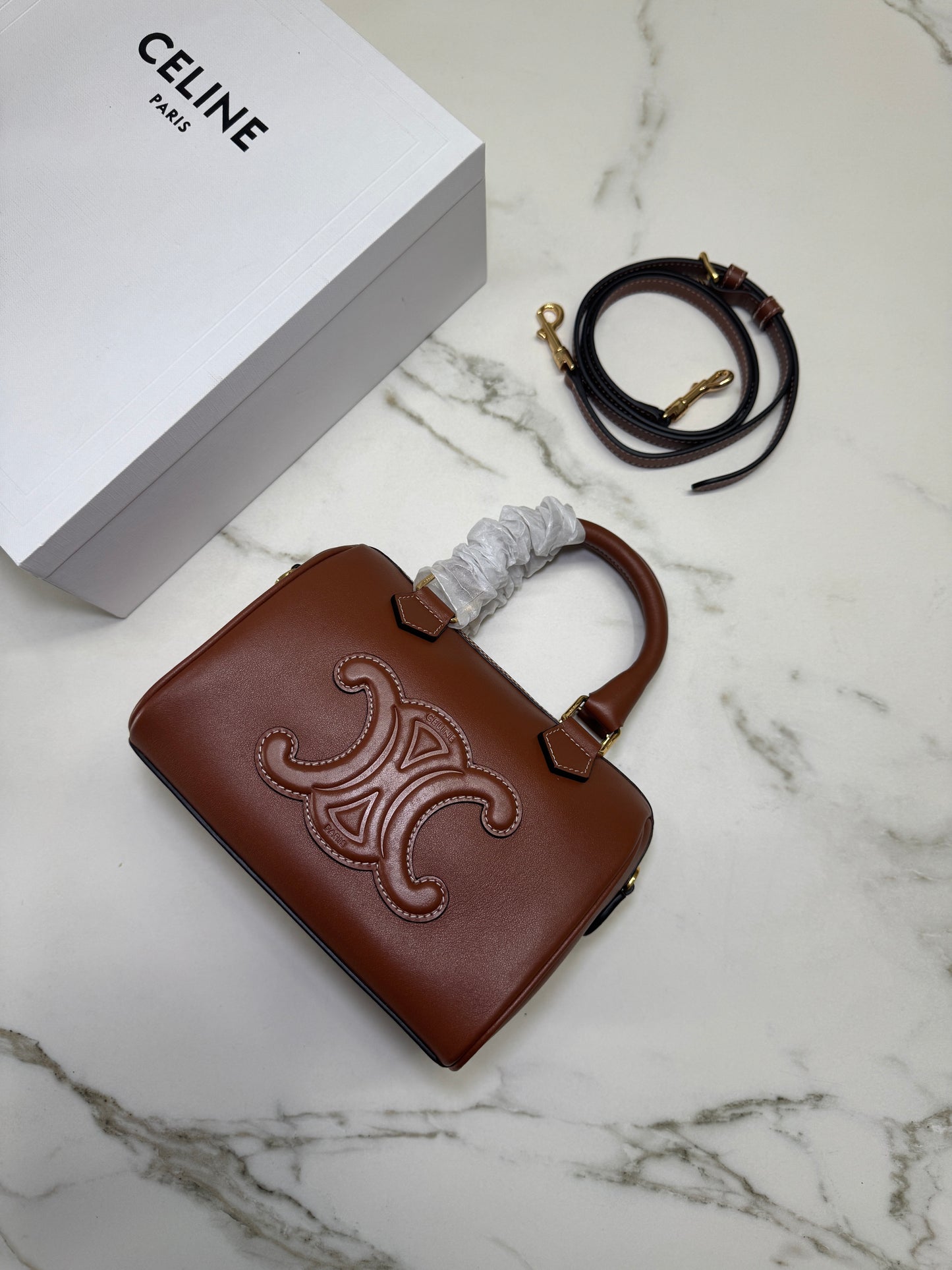 CELINE Triomphe Boston 棕色