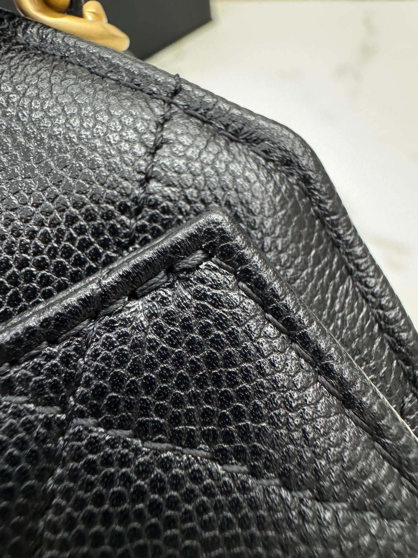 CHANEL Mini 25 Bag 黑色荔枝皮 金扣 Caviar Calfskin GHW