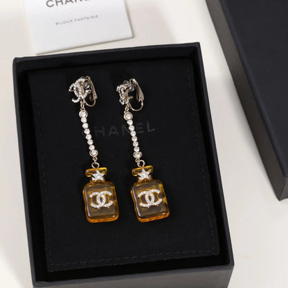 CHANEL 耳夾款