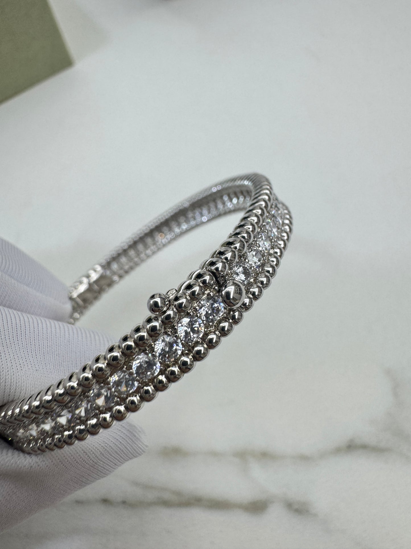 VCA Perlee Bracelet 1 Row