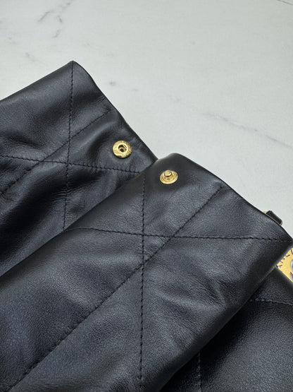 CHANEL 22Bag Medium 黑金