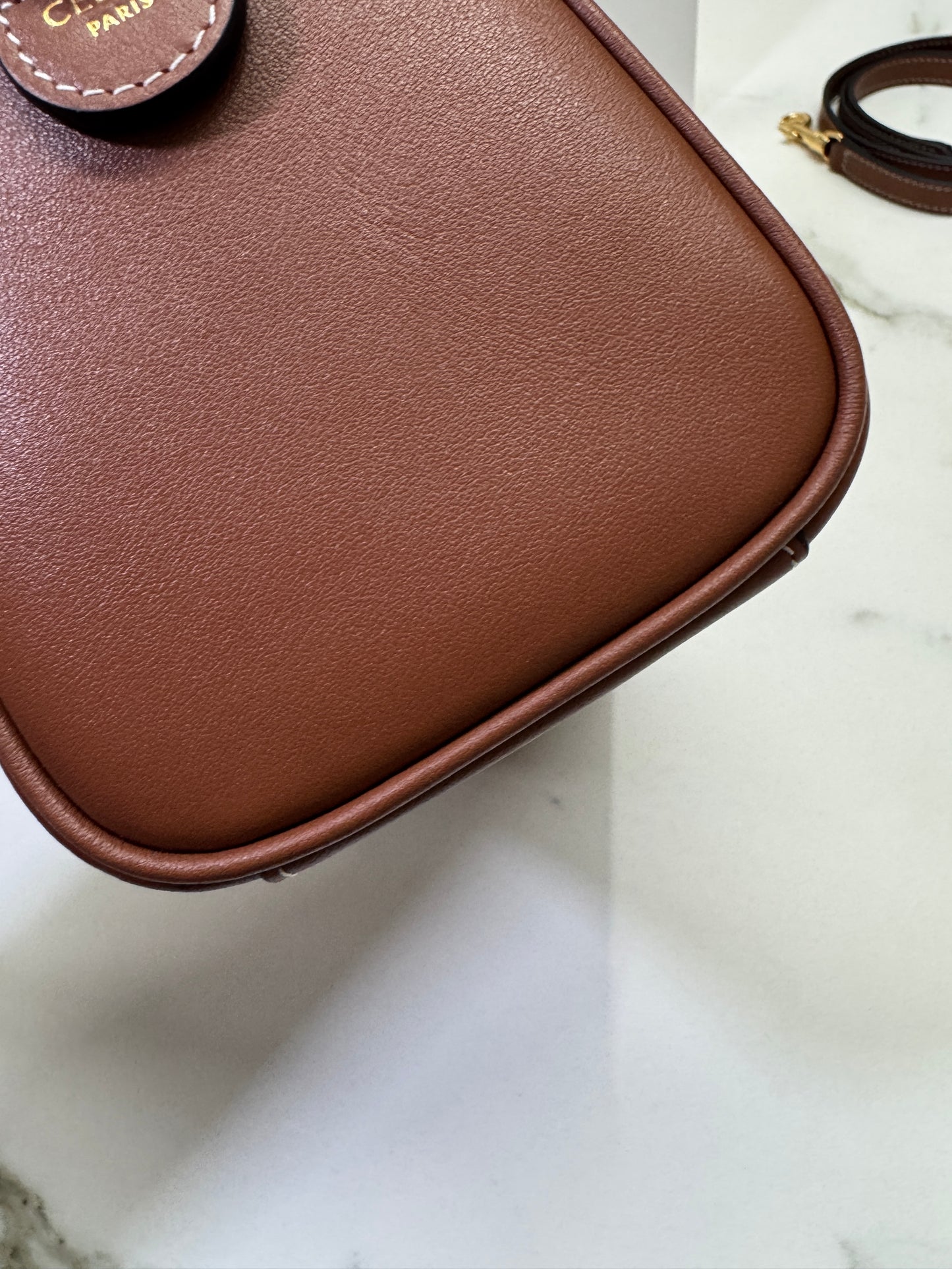 CELINE Triomphe Boston 棕色