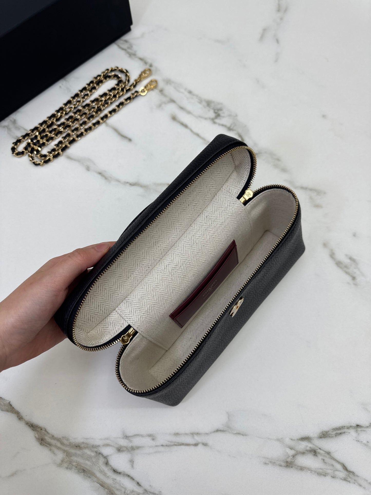 CHANEL 26A 荔枝紋LP盒子包 中號23cm