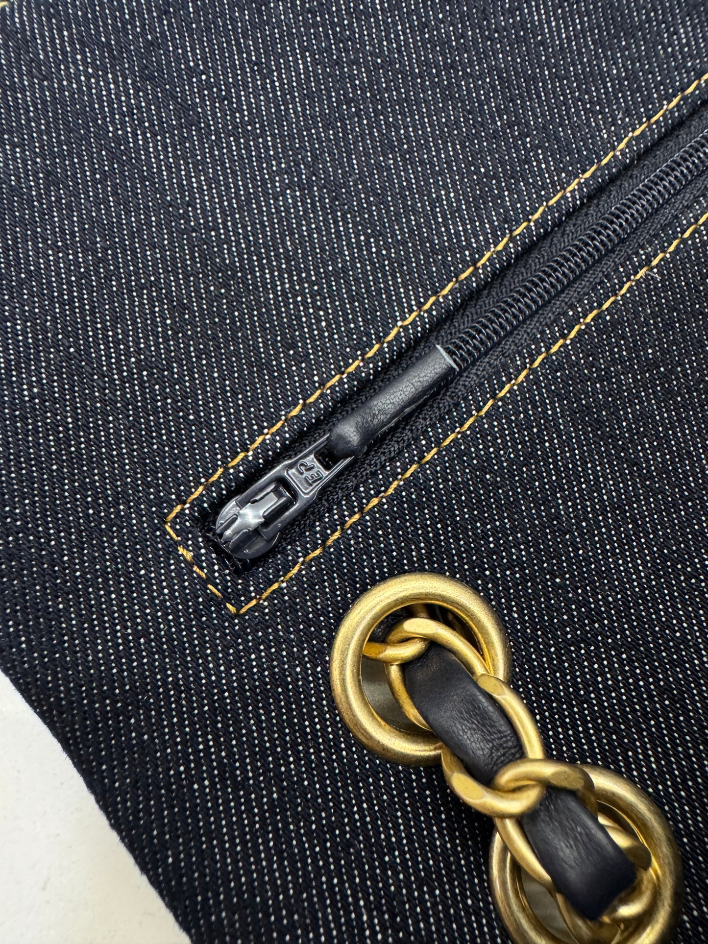 CHANEL 26P深藍牛仔 CF25 Medium