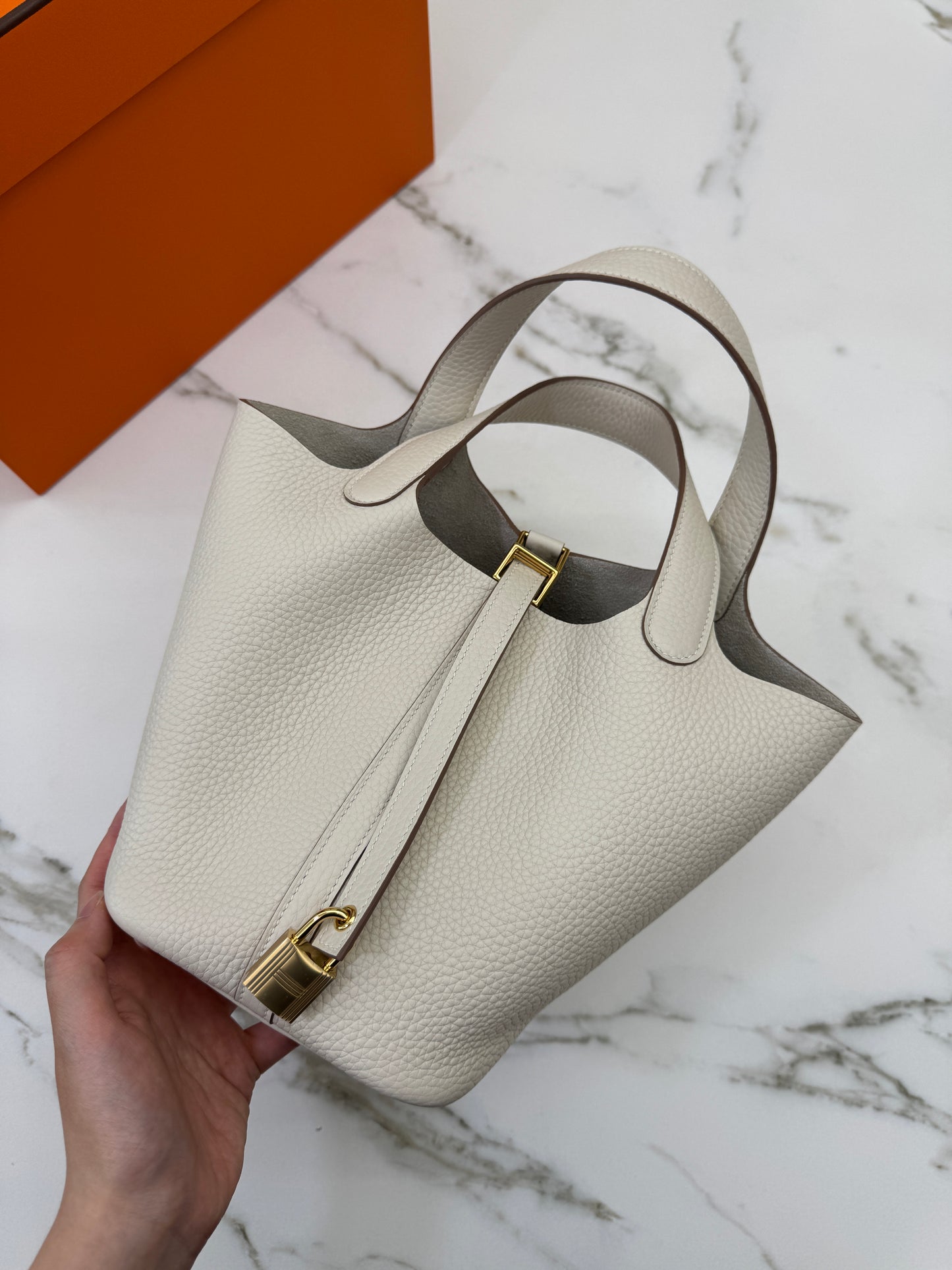 HERMES Picotin 18 奶昔白金扣 Craie GHW