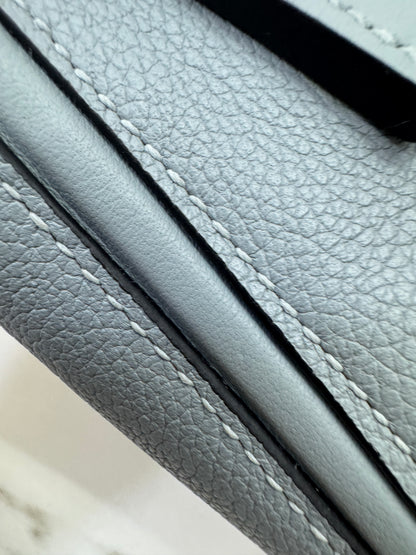 HERMES Mini 2424 木偶灰銀扣 Evercolor Gris Platin PHW