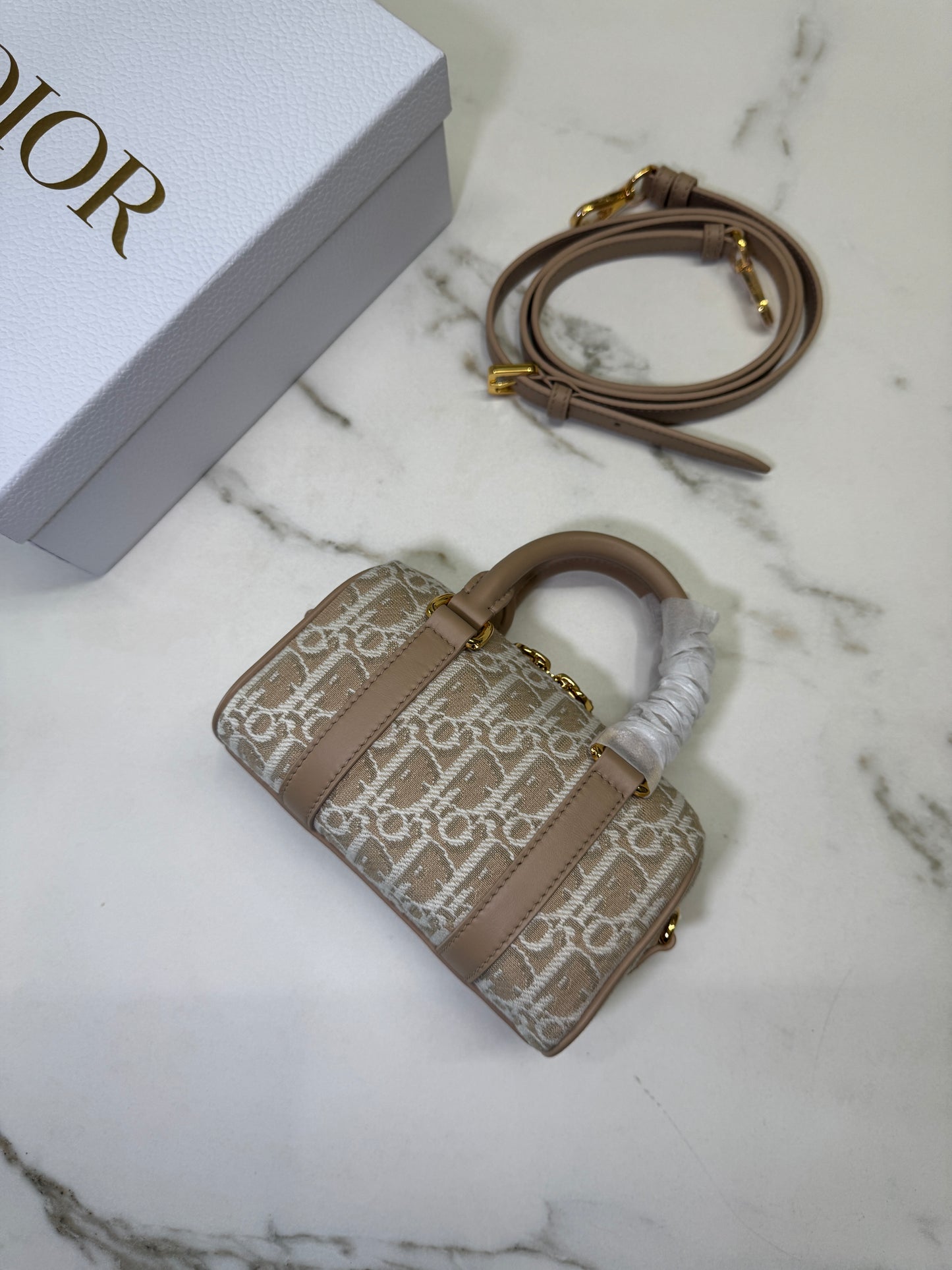 DIOR Groove Mini 奶茶色老花