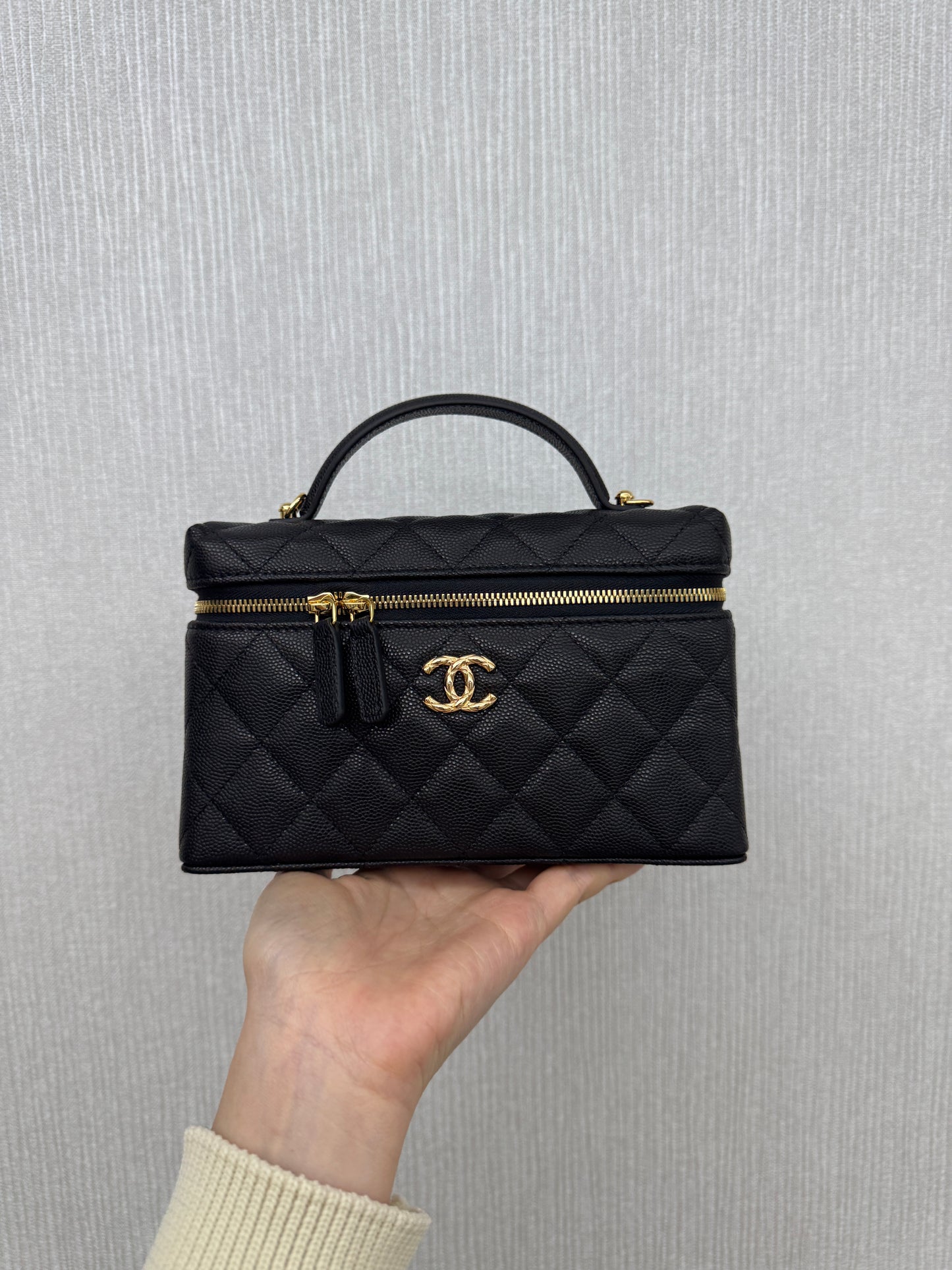 CHANEL 26C 菱格紋Logo LP盒子包
