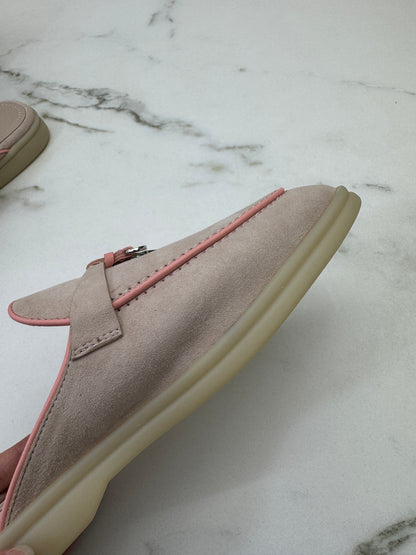 LORO PIANA Babouche Charms Walk Loafer Suede 粉沙色滚邊款