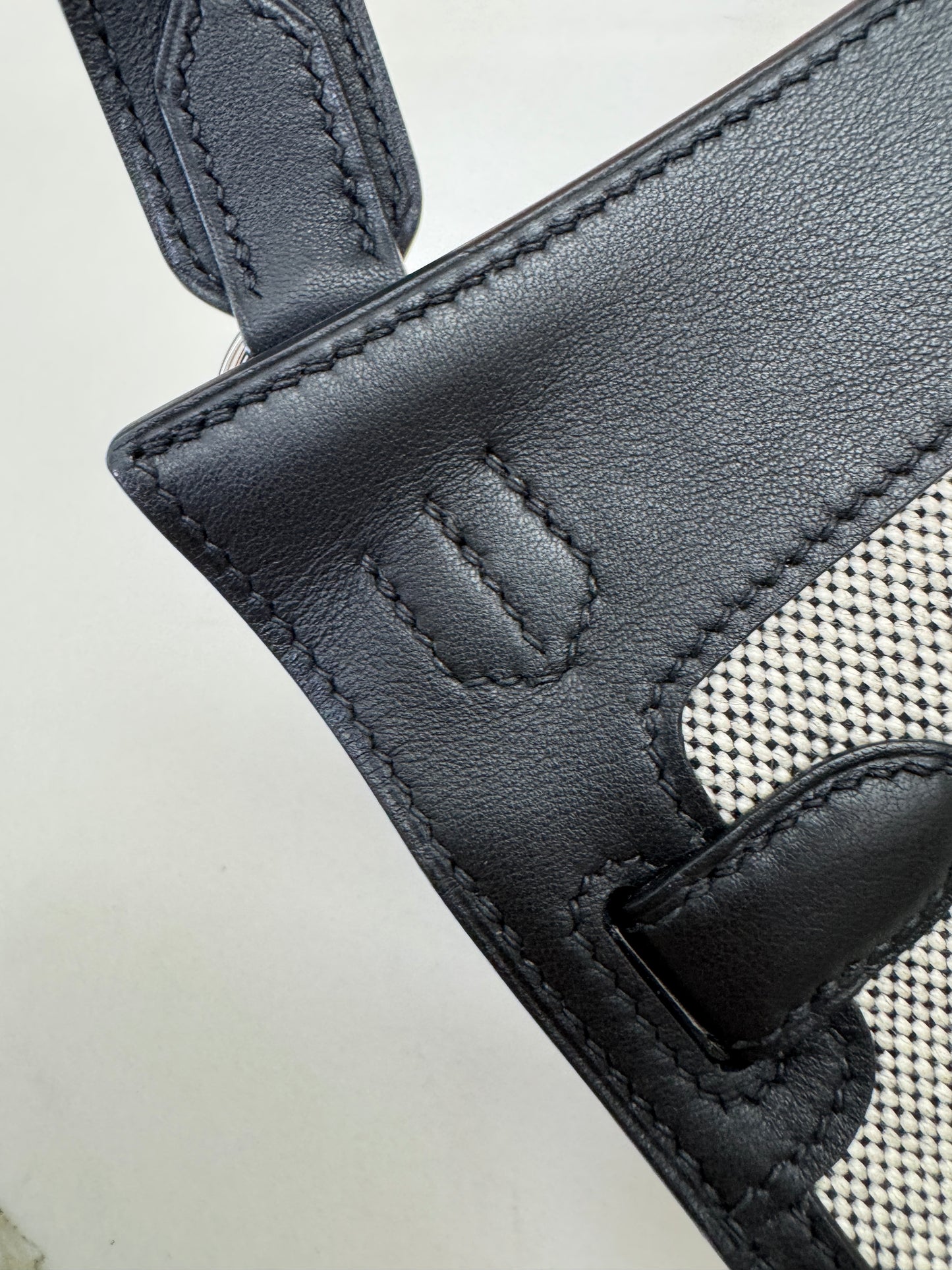 HERMES Mini Jypsiere 熊貓帆布 Swift/ Canvas