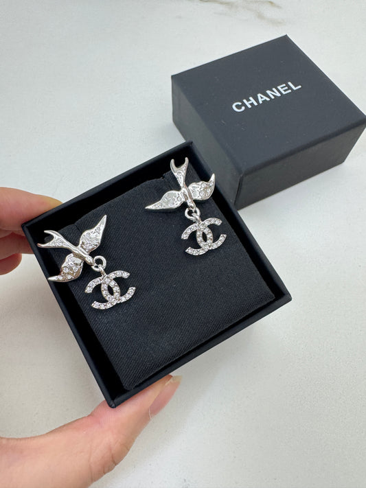 CHANEL 25S燕子耳環