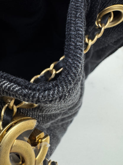 CHANEL Mini 25 Bag 黑牛仔26C