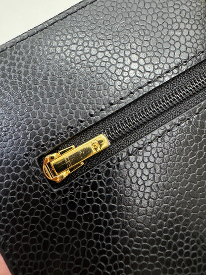 CHANEL Wallet On Chain 黑金牛 新版旋轉扣woc