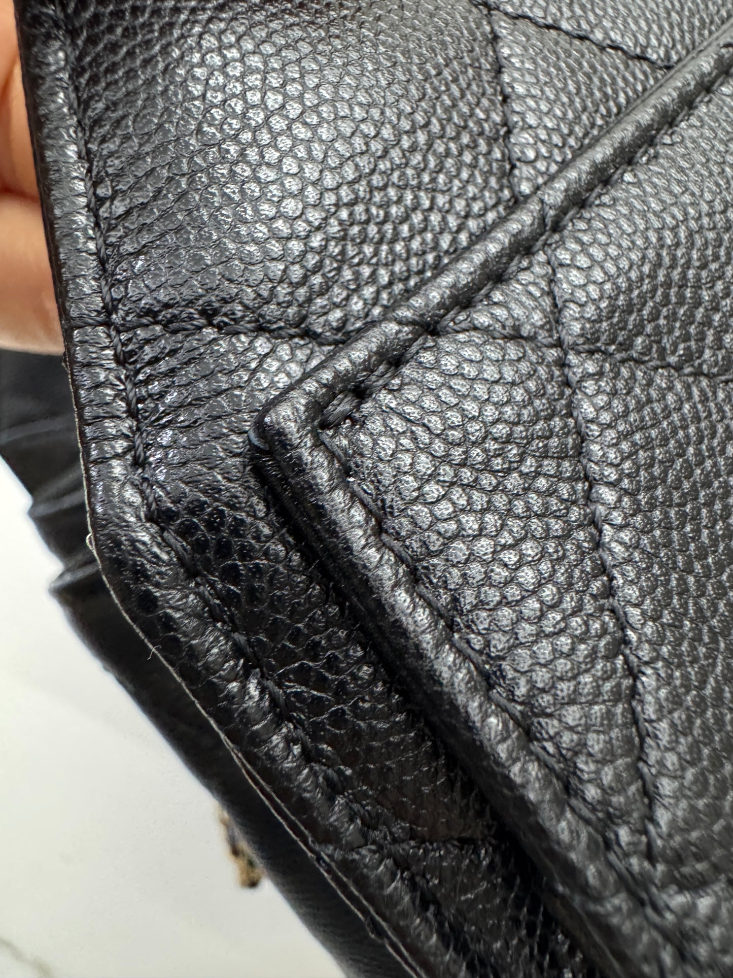 CHANEL Mini 25 Bag 黑色荔枝皮 金扣 Caviar Calfskin GHW