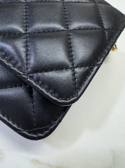CHANEL 金球woc