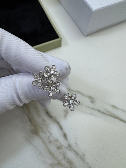 VCA Socrate Between The Finger 指間戒